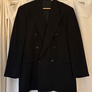 Giorgio Armani Elegant Black Double-Breasted Blazer